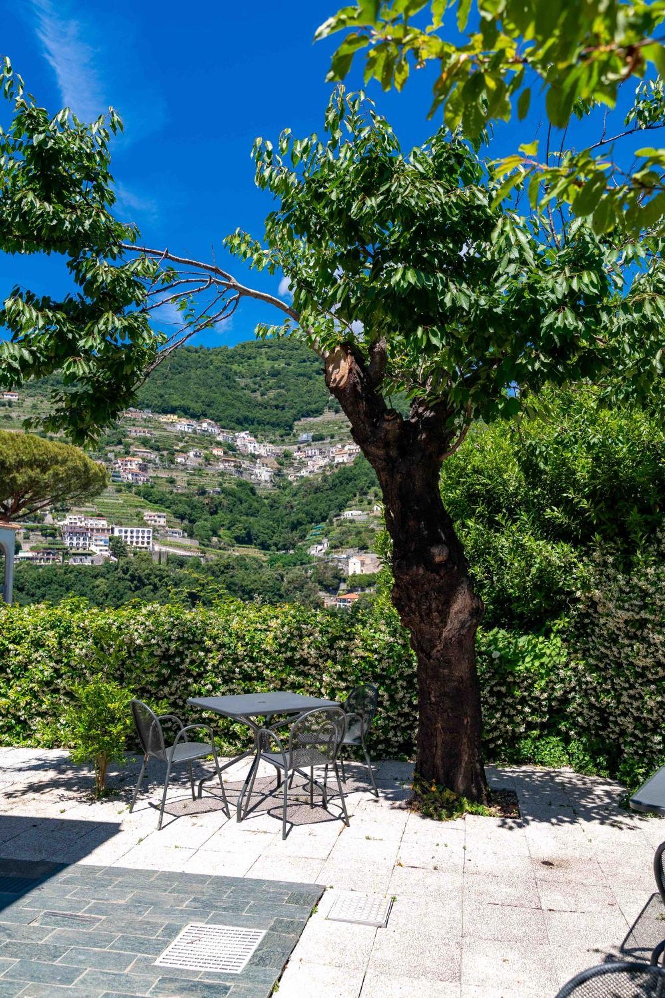 A Casa Dei Nonni Hotell Ravello Exteriör bild