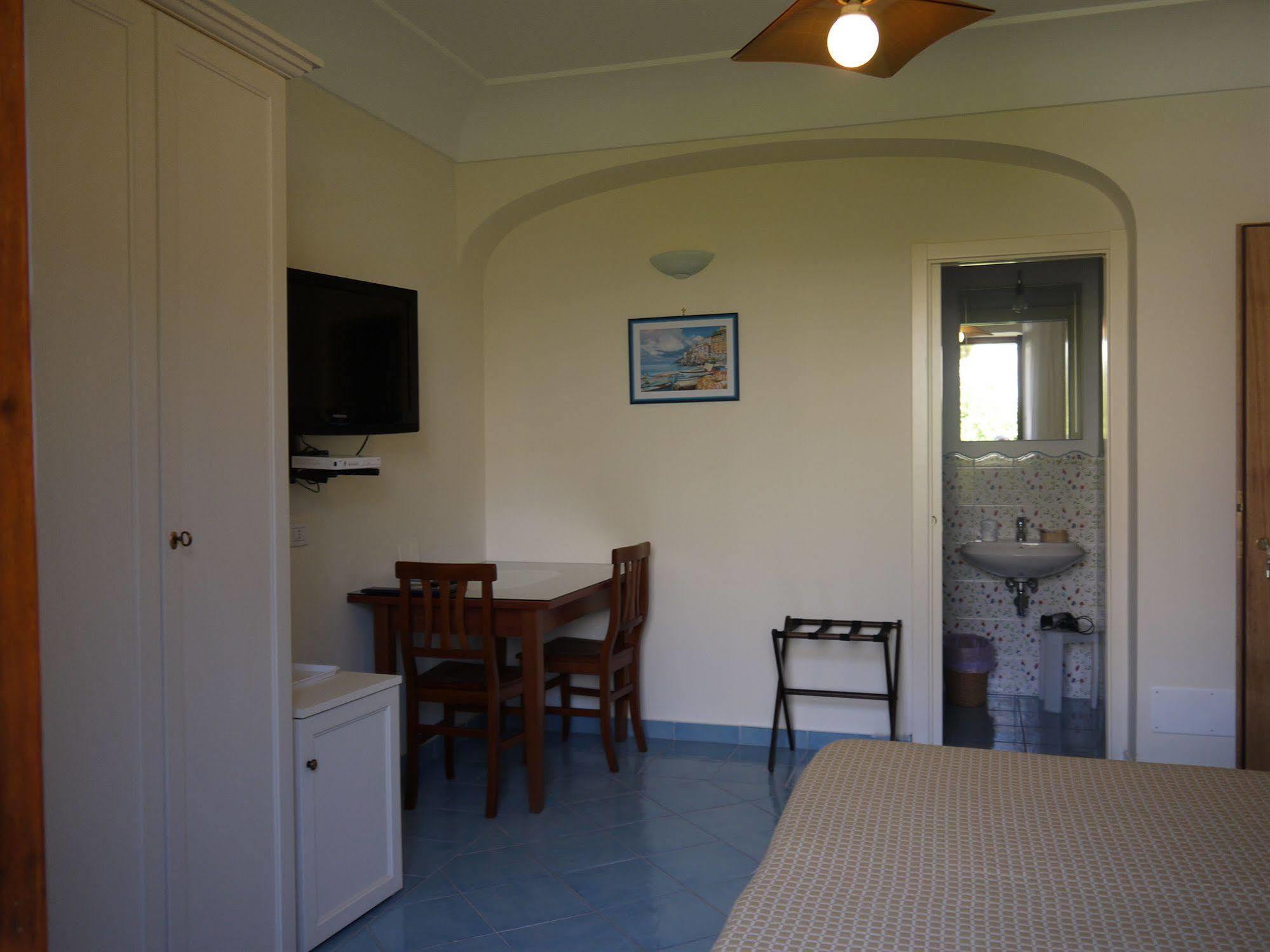 A Casa Dei Nonni Hotell Ravello Exteriör bild